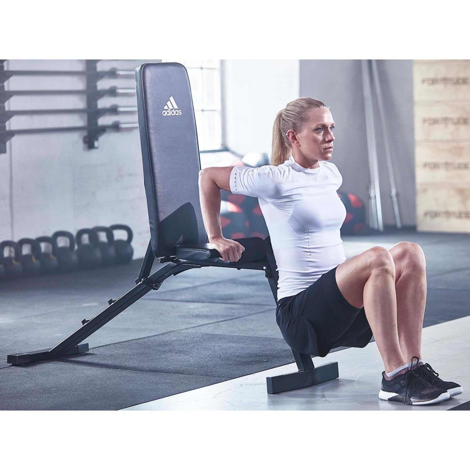 Adidas Essential Utility Bench Code : ADBE-10436