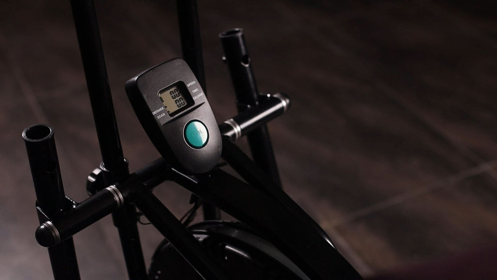 CEB 609C Upright Bike with Movable Handles